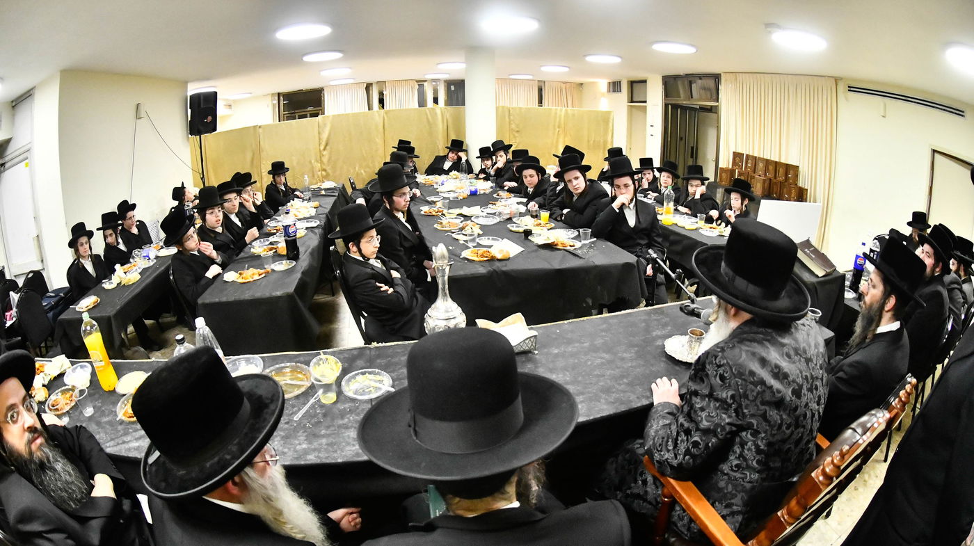 מעמד כבוד התורה בזוטשקא אמסנא