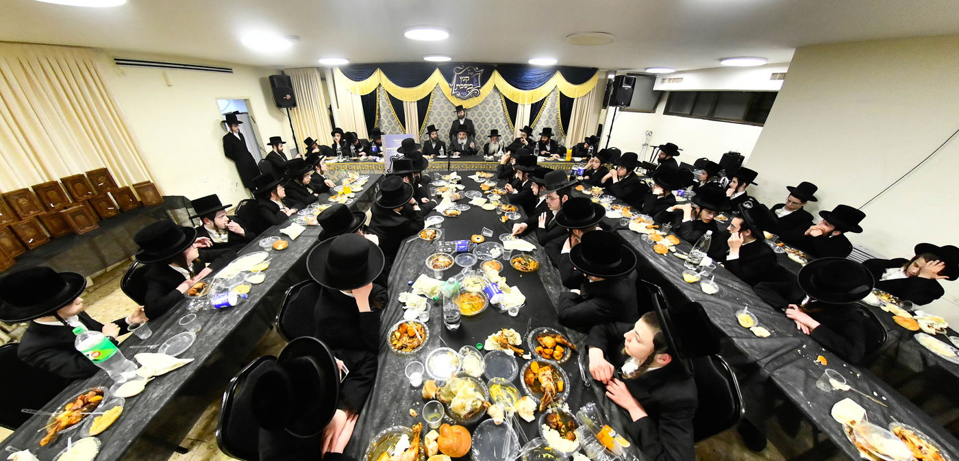 מעמד כבוד התורה בזוטשקא אמסנא