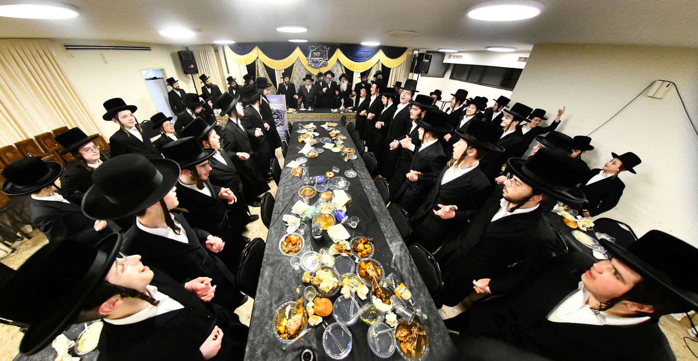 מעמד כבוד התורה בזוטשקא אמסנא