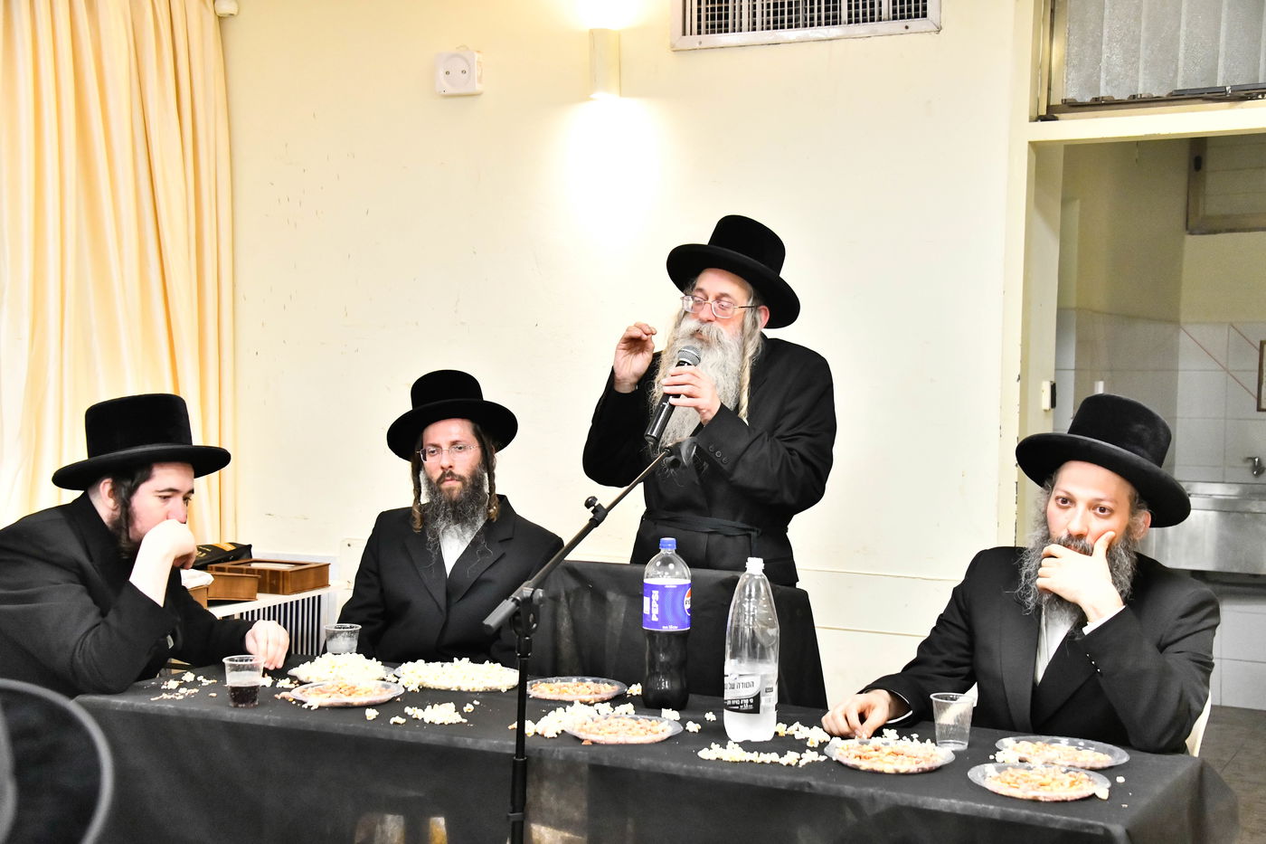 מעמד כבוד התורה בזוטשקא אמסנא