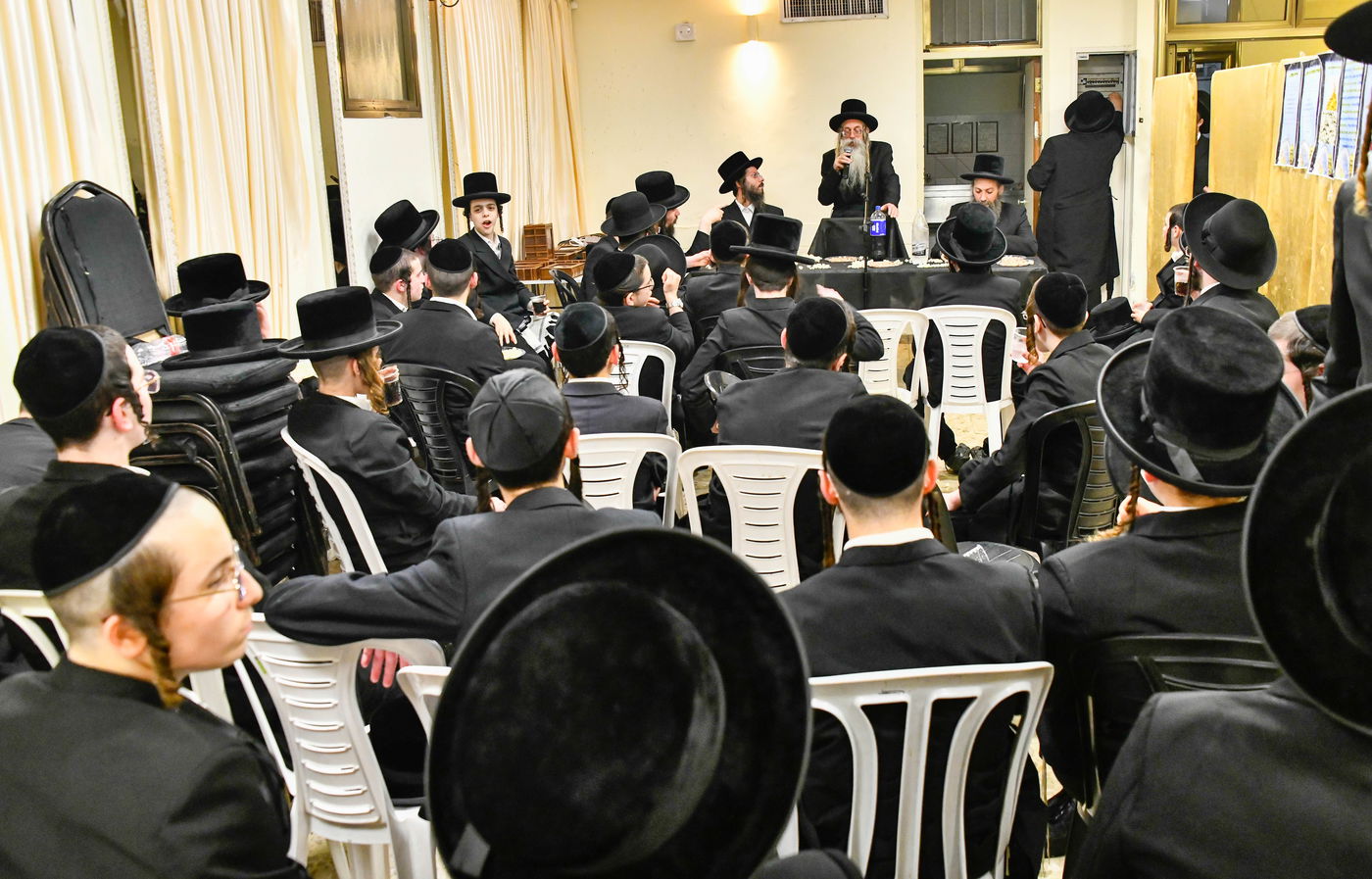 מעמד כבוד התורה בזוטשקא אמסנא