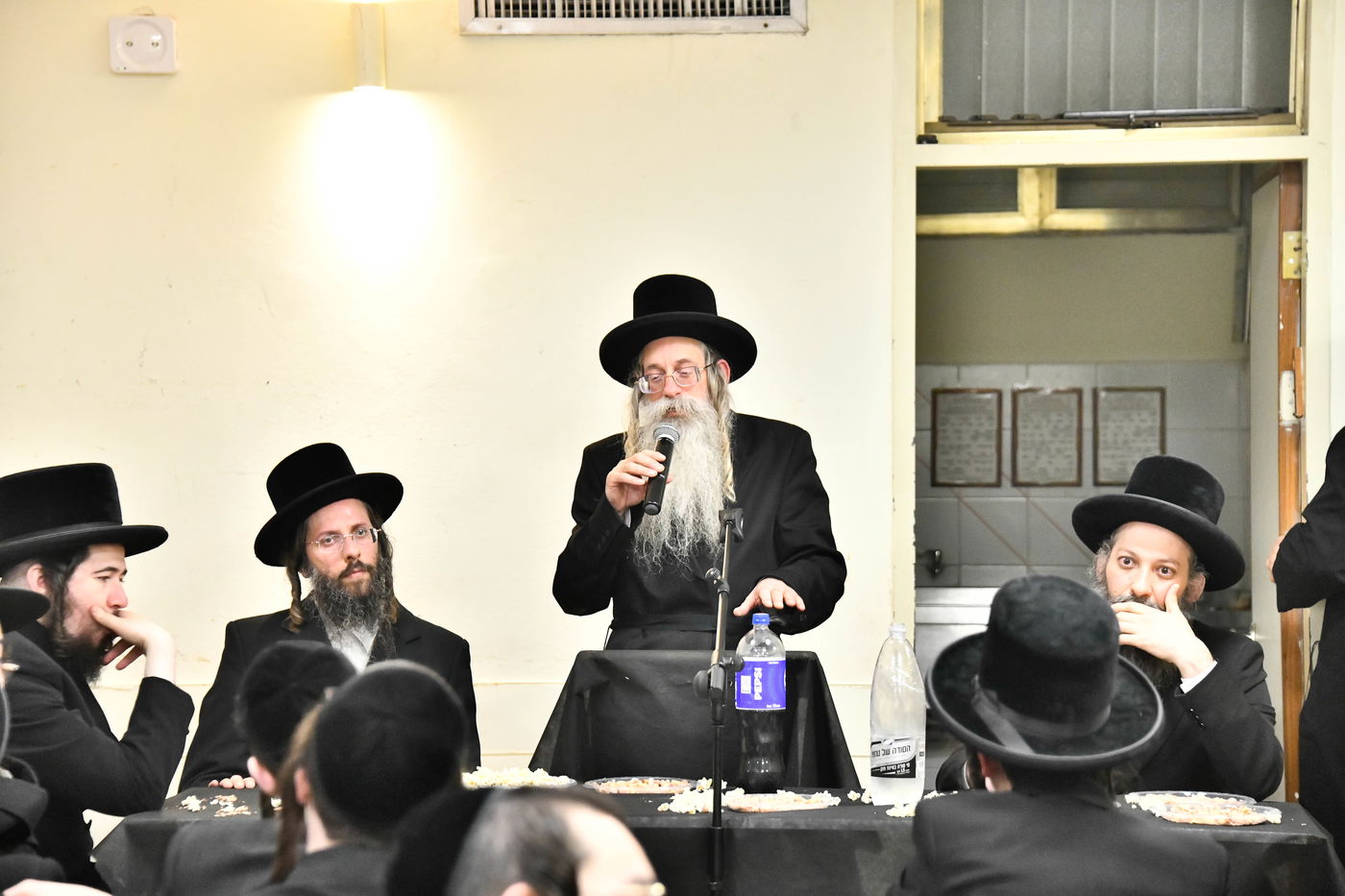 מעמד כבוד התורה בזוטשקא אמסנא