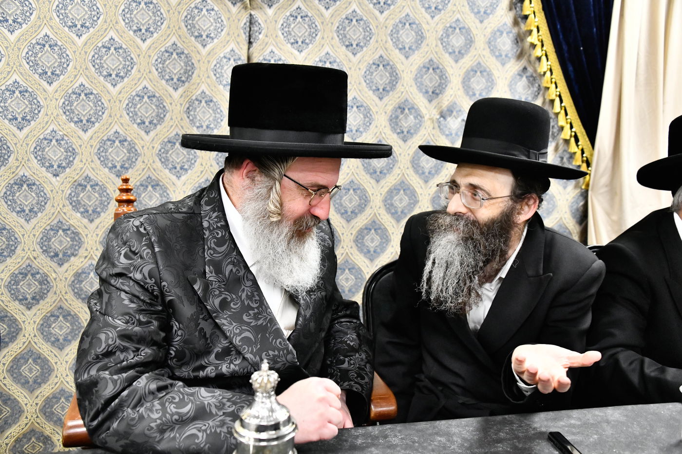 מעמד כבוד התורה בזוטשקא אמסנא