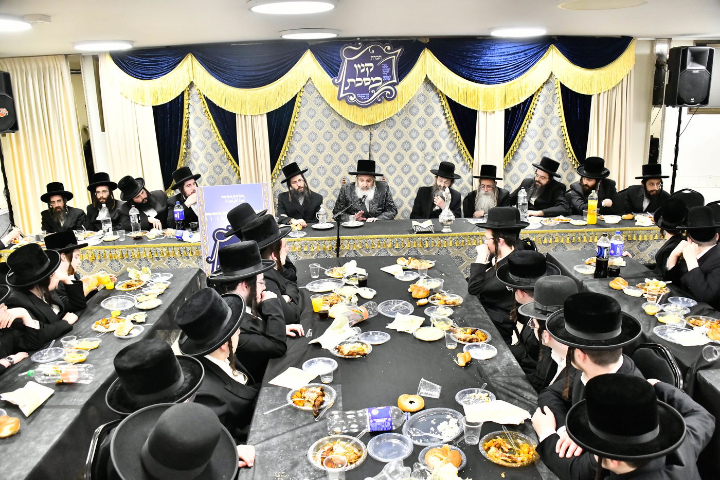 מעמד כבוד התורה בזוטשקא אמסנא