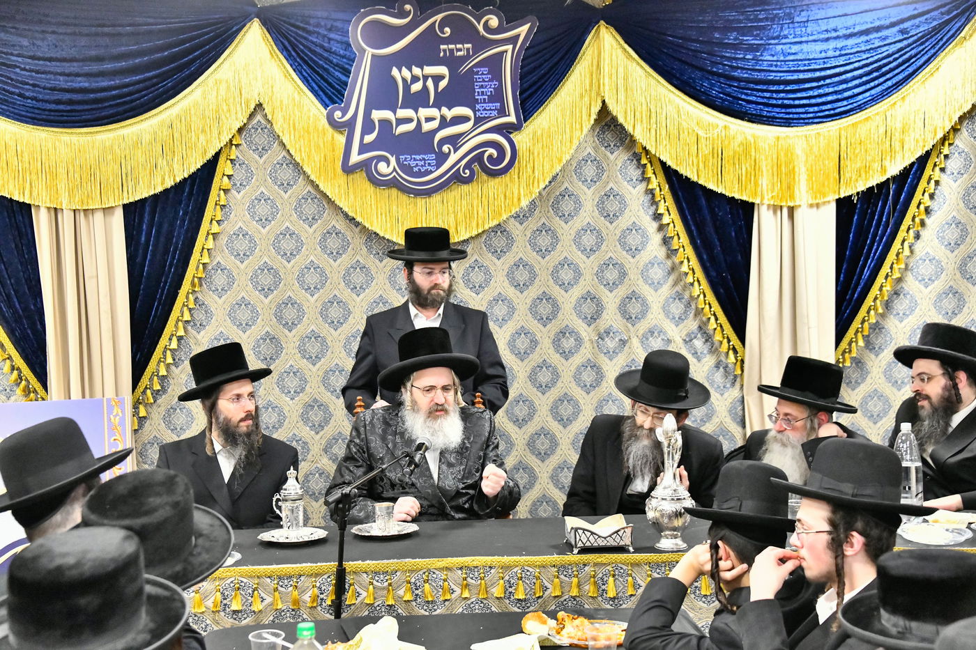 מעמד כבוד התורה בזוטשקא אמסנא