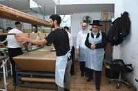 הגר"י רצאבי באפיית מצות