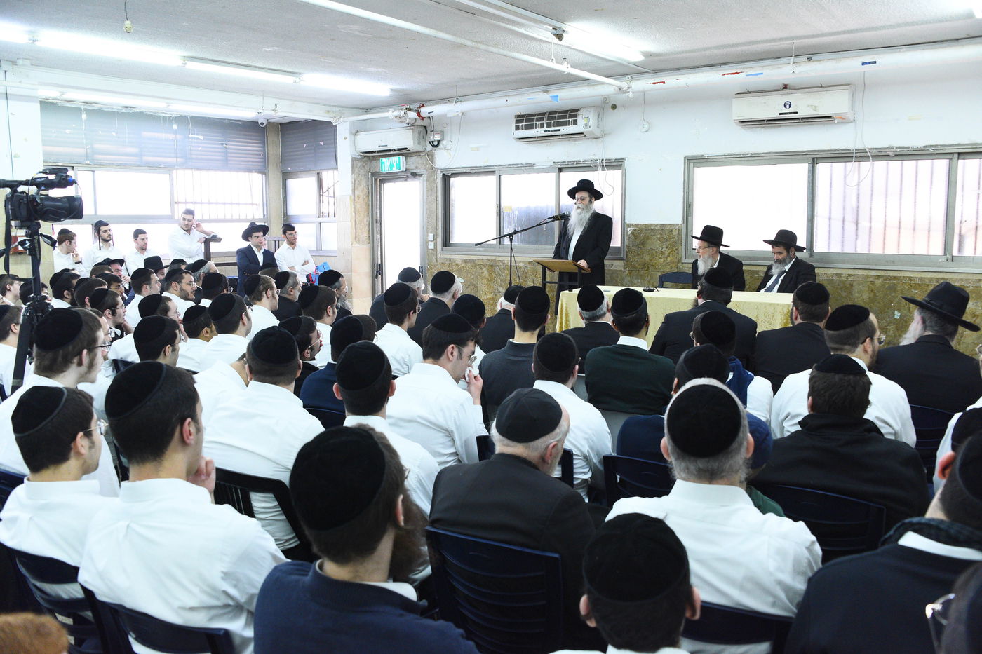 הגר"ד לנדו בישיבת 'קריית מלך'