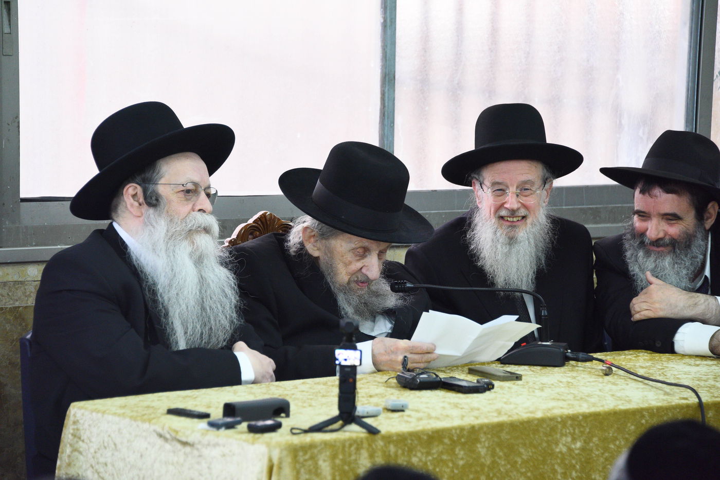 הגר"ד לנדו בישיבת 'קריית מלך'