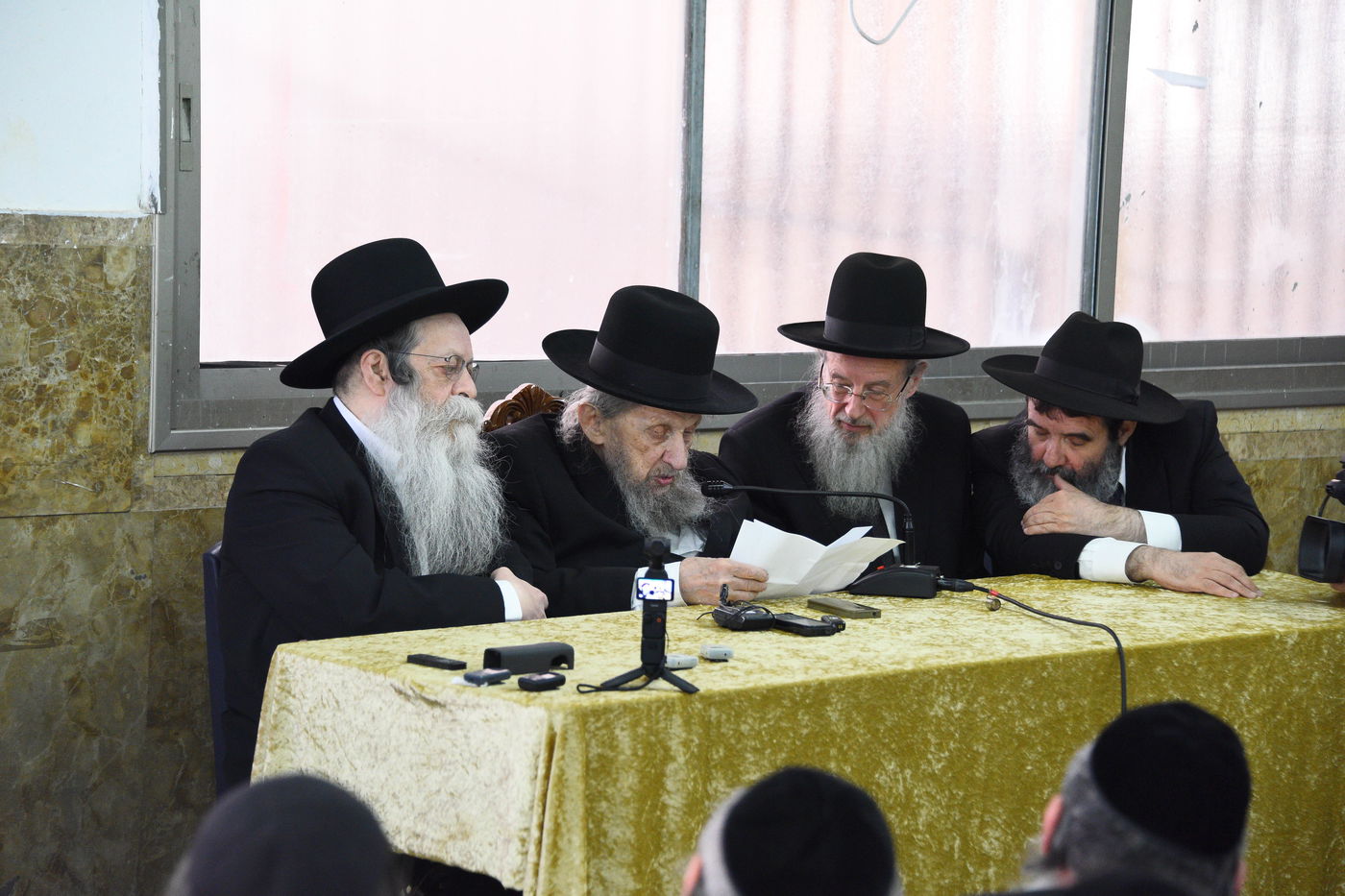 הגר"ד לנדו בישיבת 'קריית מלך'