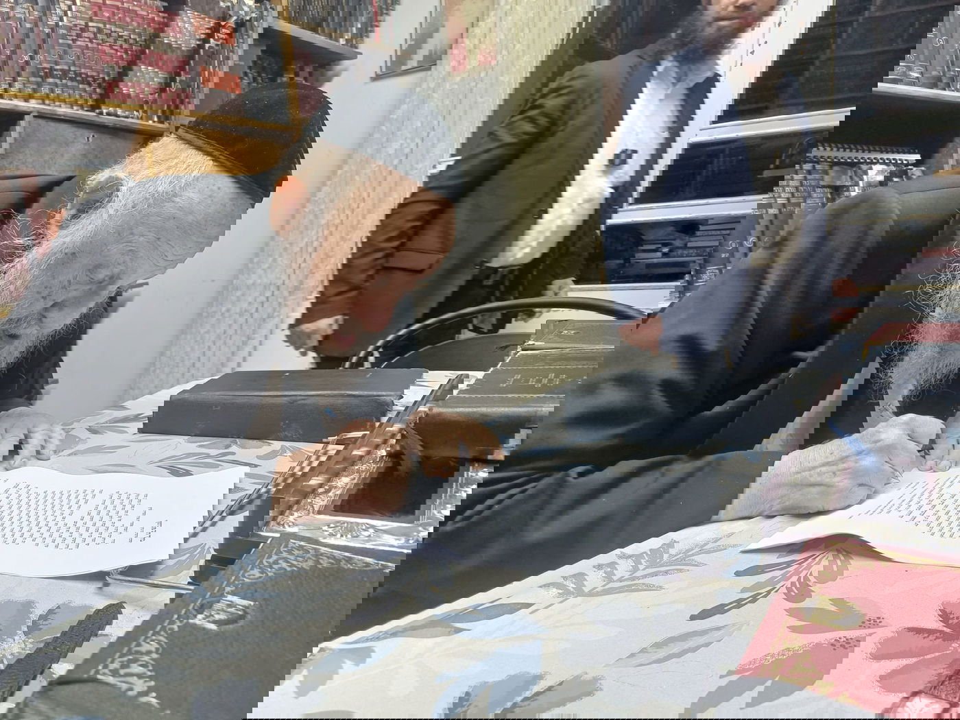 הגרב"ד פוברסקי חותם על המכתב