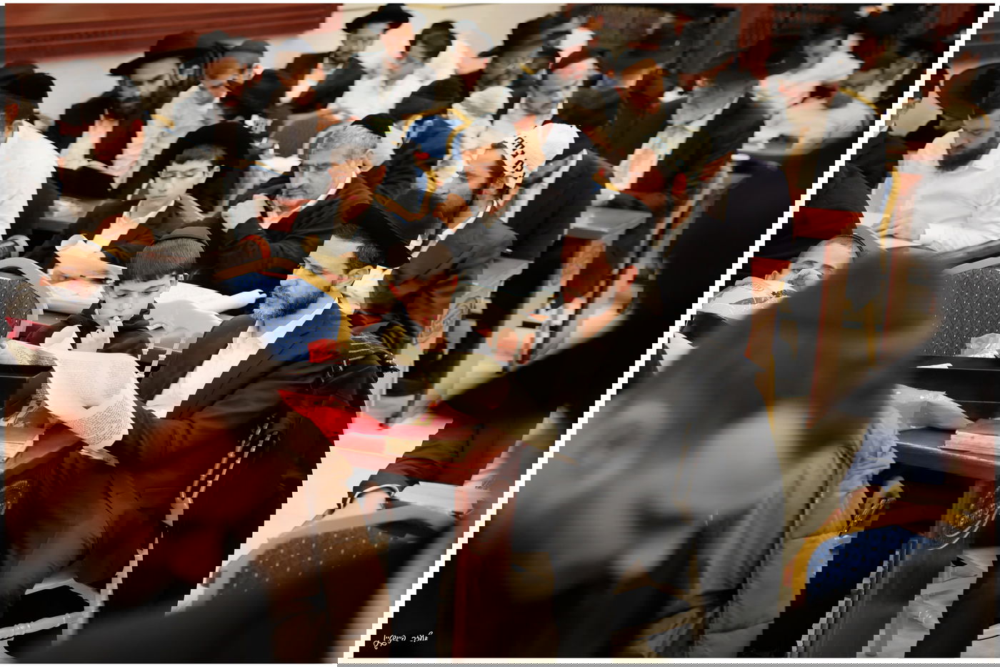 הגאון הרב יגאל כהן בקריאת המגילה