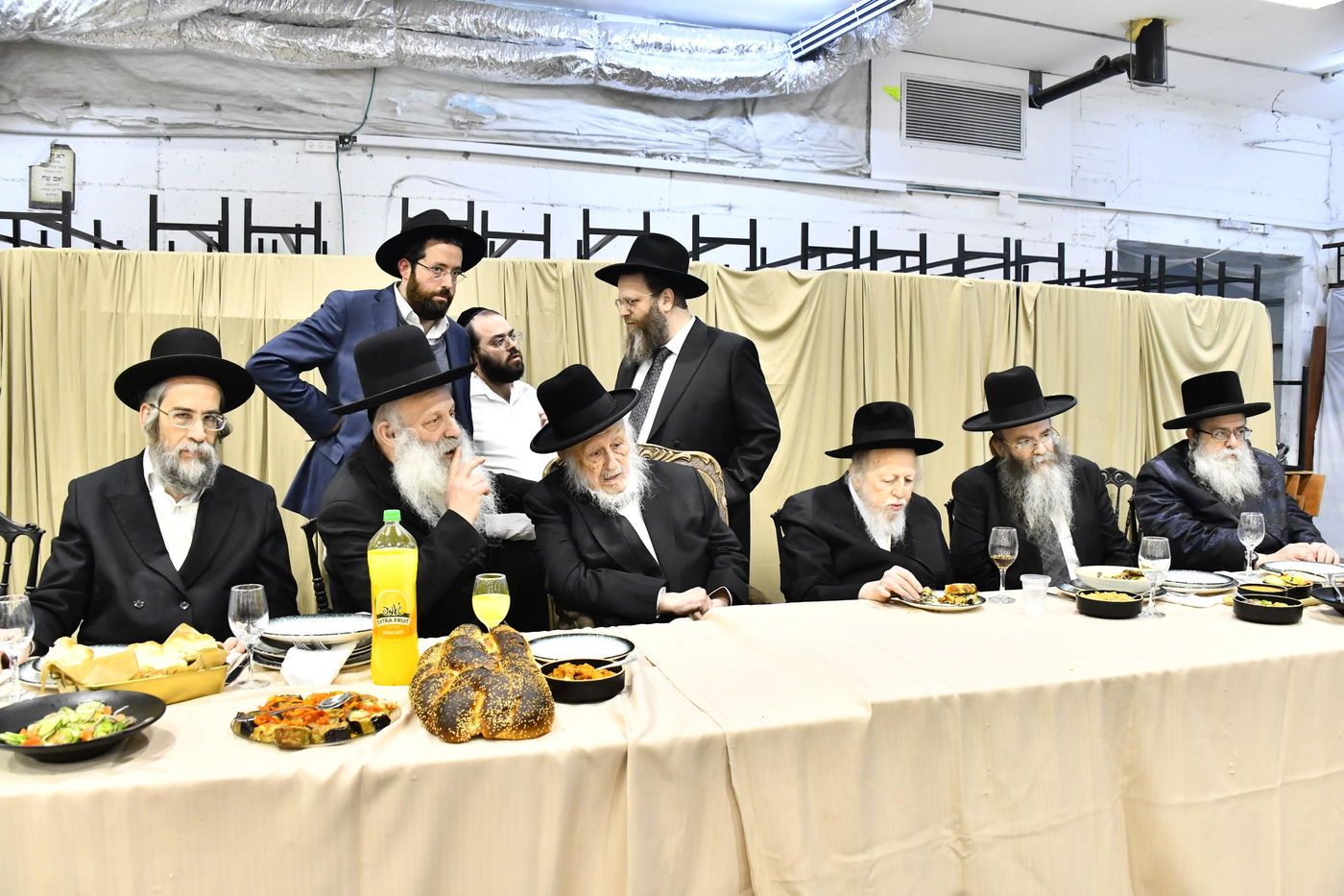 שמחת נישואי נכד הגרב"ד פוברסקי