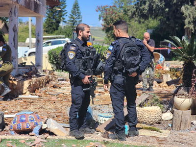 פגיעה במבנה באצבע הגליל