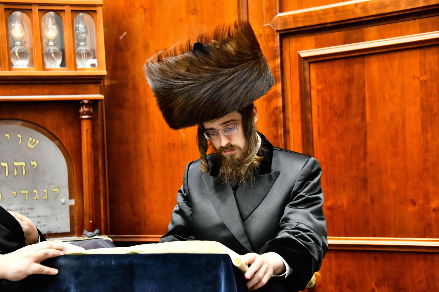 קריאת המגילה בחצה"ק סאדיגורה