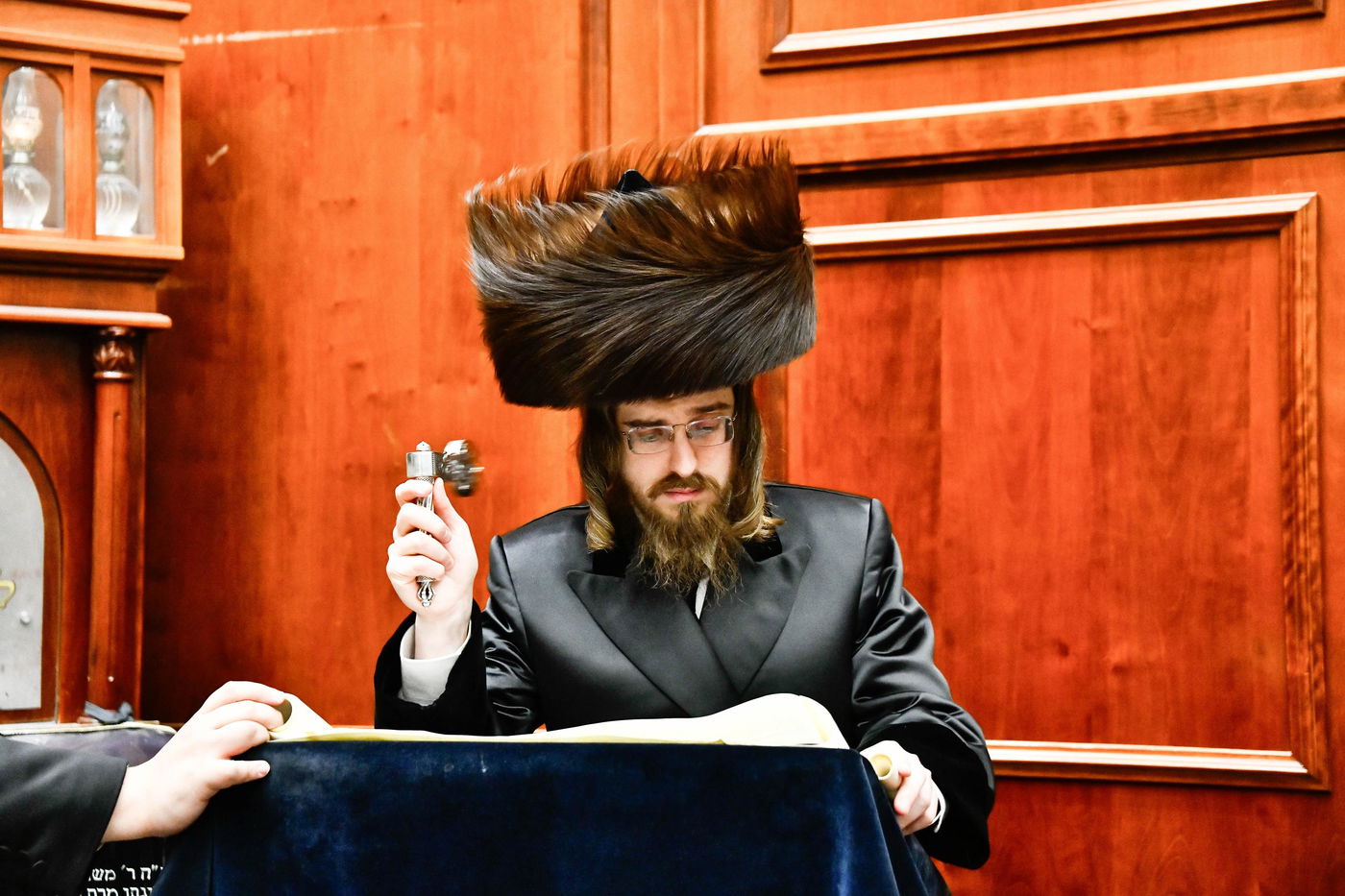 קריאת המגילה בחצה"ק סאדיגורה