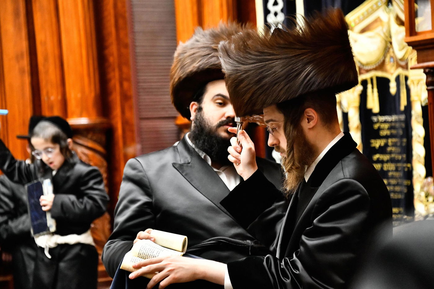 קריאת המגילה בחצה"ק סאדיגורה