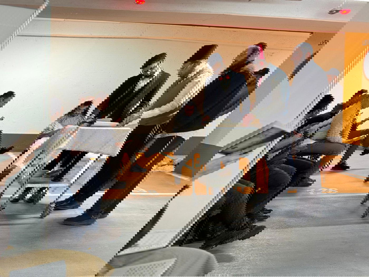 שושן פורים כבר כאן: בחניון תת-קרקעי - הירושלמים התקבצו לשמוע מגילה | תיעוד