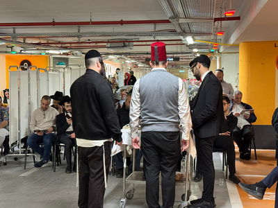 קריאה בחניון התת-קרקעי