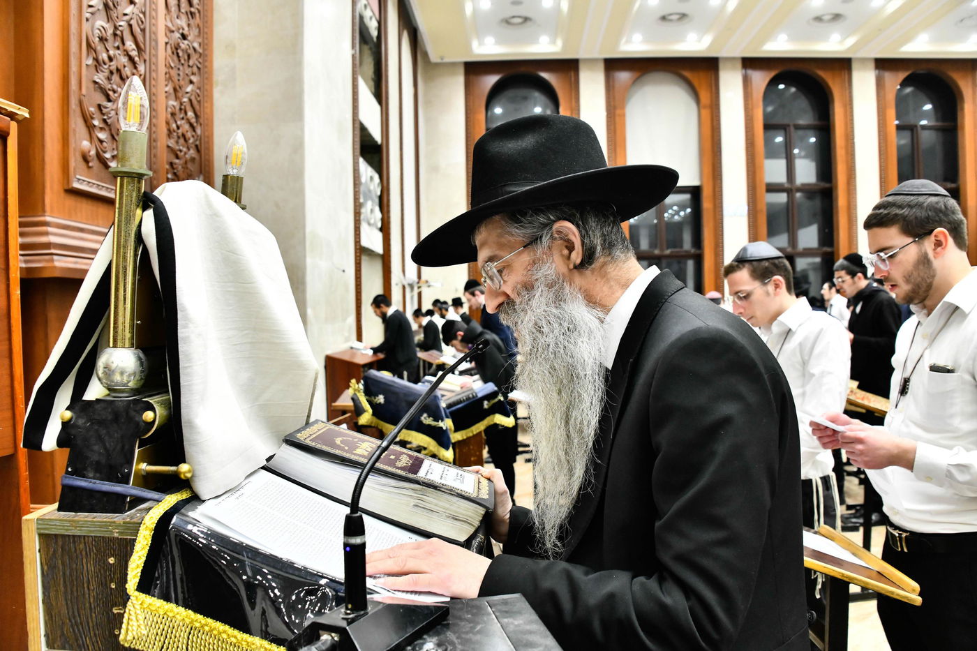 ליל פורים בישיבת בית מדרש עליון