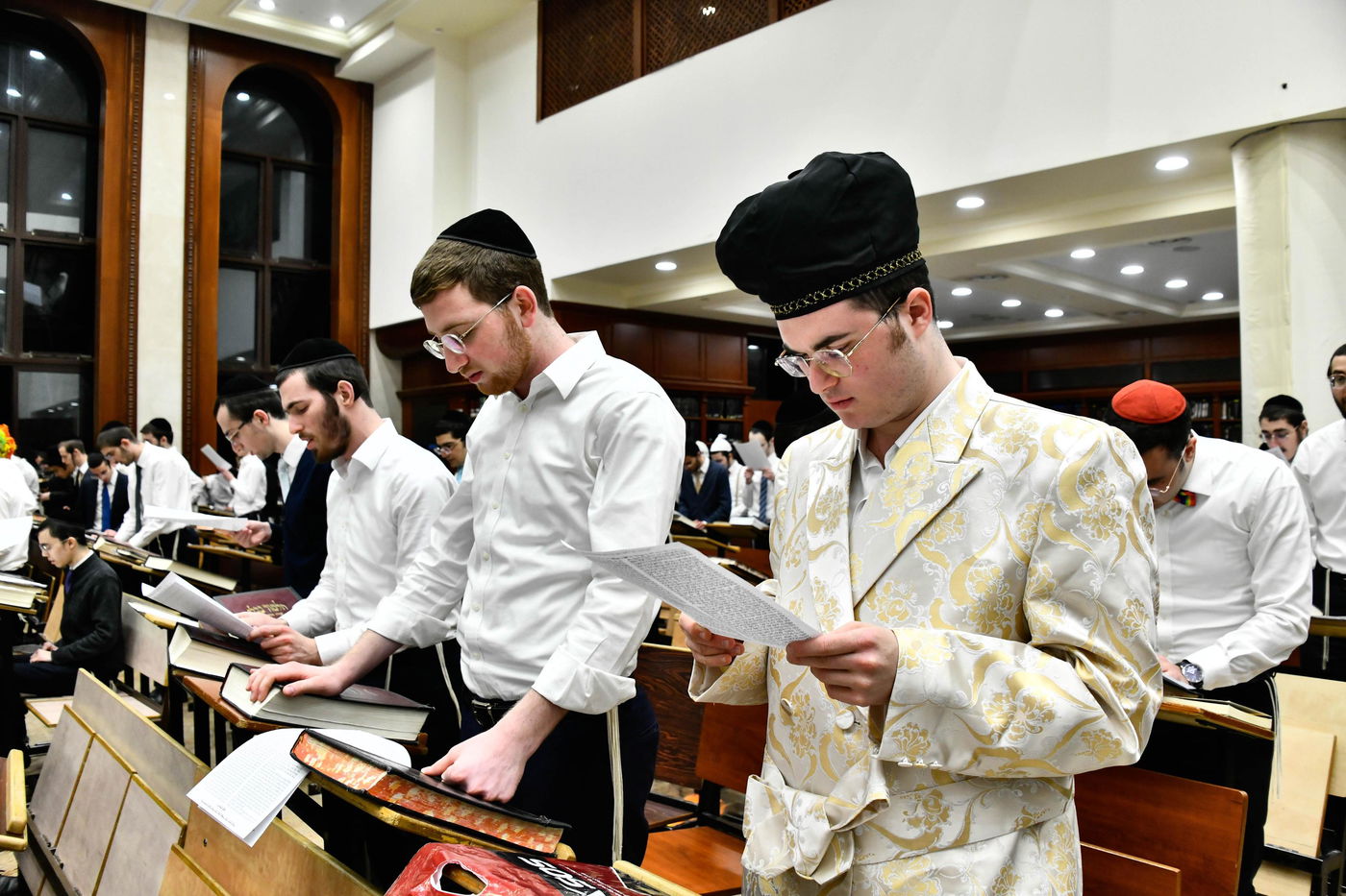 ליל פורים בישיבת בית מדרש עליון