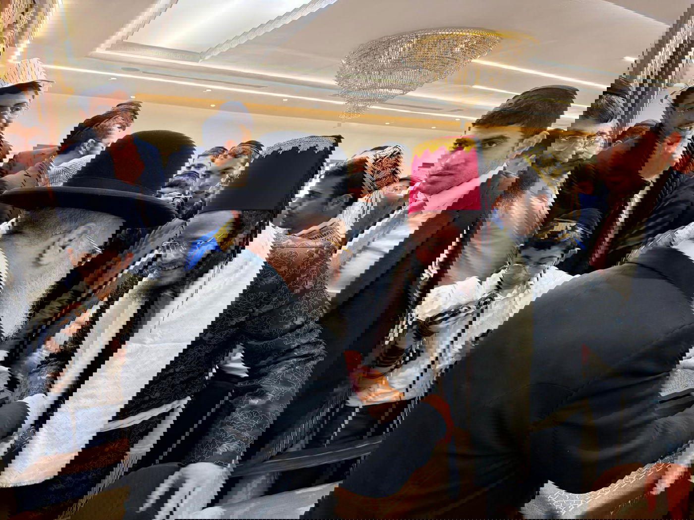 קריאת המגילה במעונו של הראש"ל