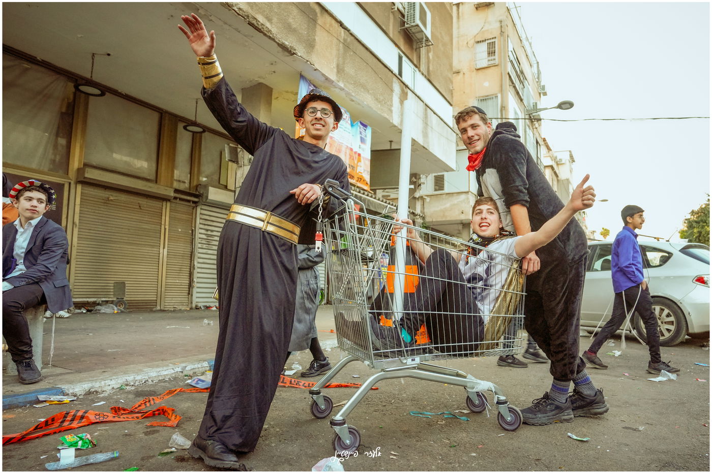 אווירת חג הפורים בבני ברק