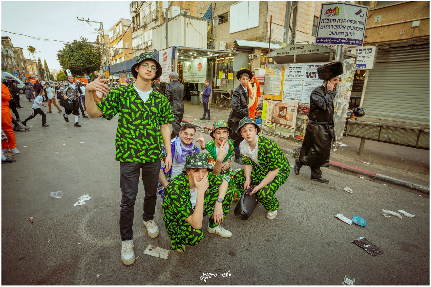 אווירת חג הפורים בבני ברק