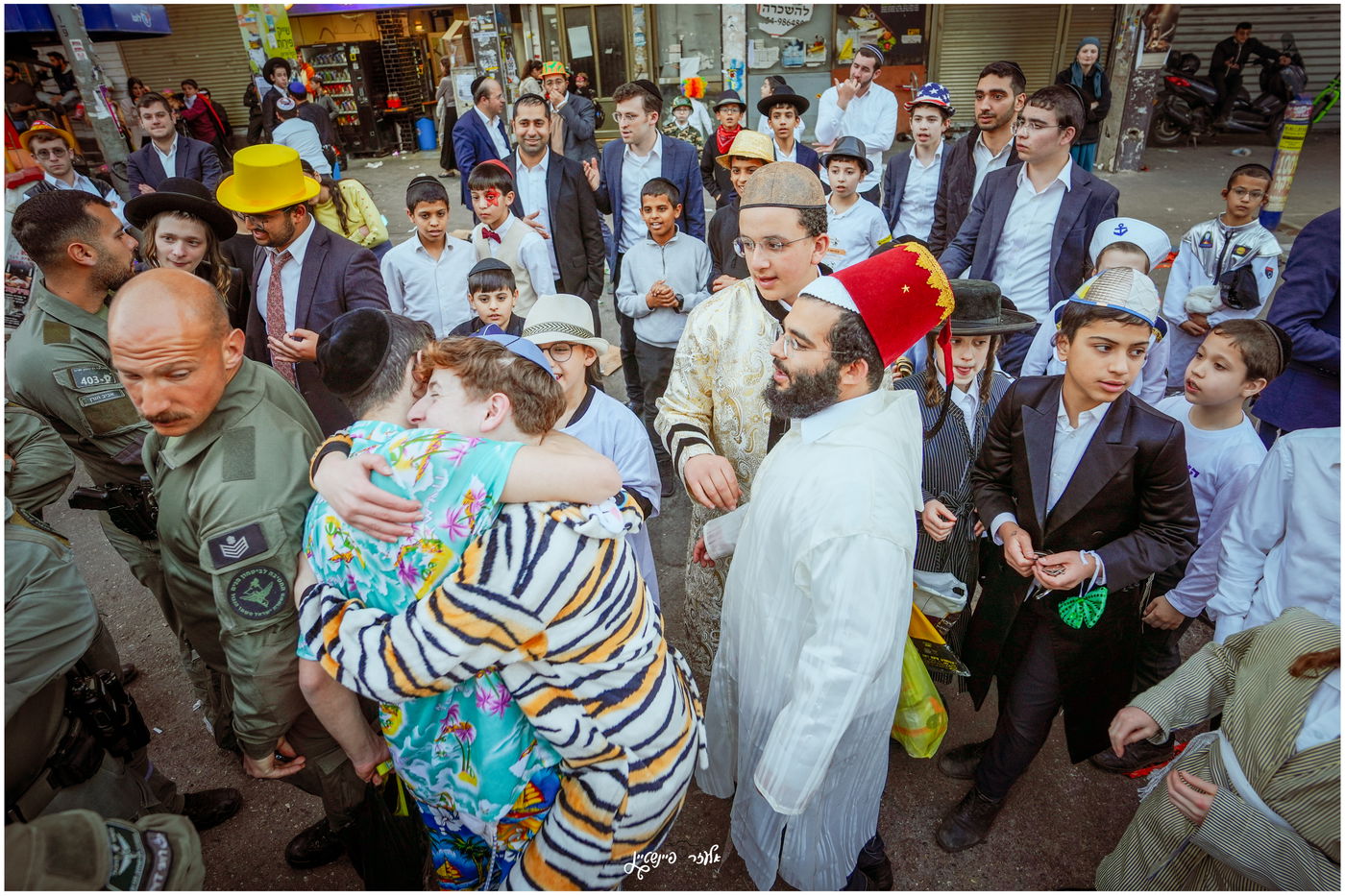 אווירת חג הפורים בבני ברק