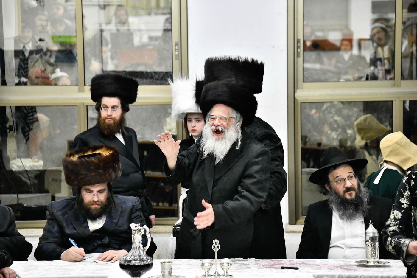 פורים בחצה"ק חוג חתם סופר