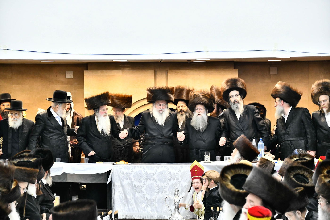 פורים בחצה"ק נדבורנה