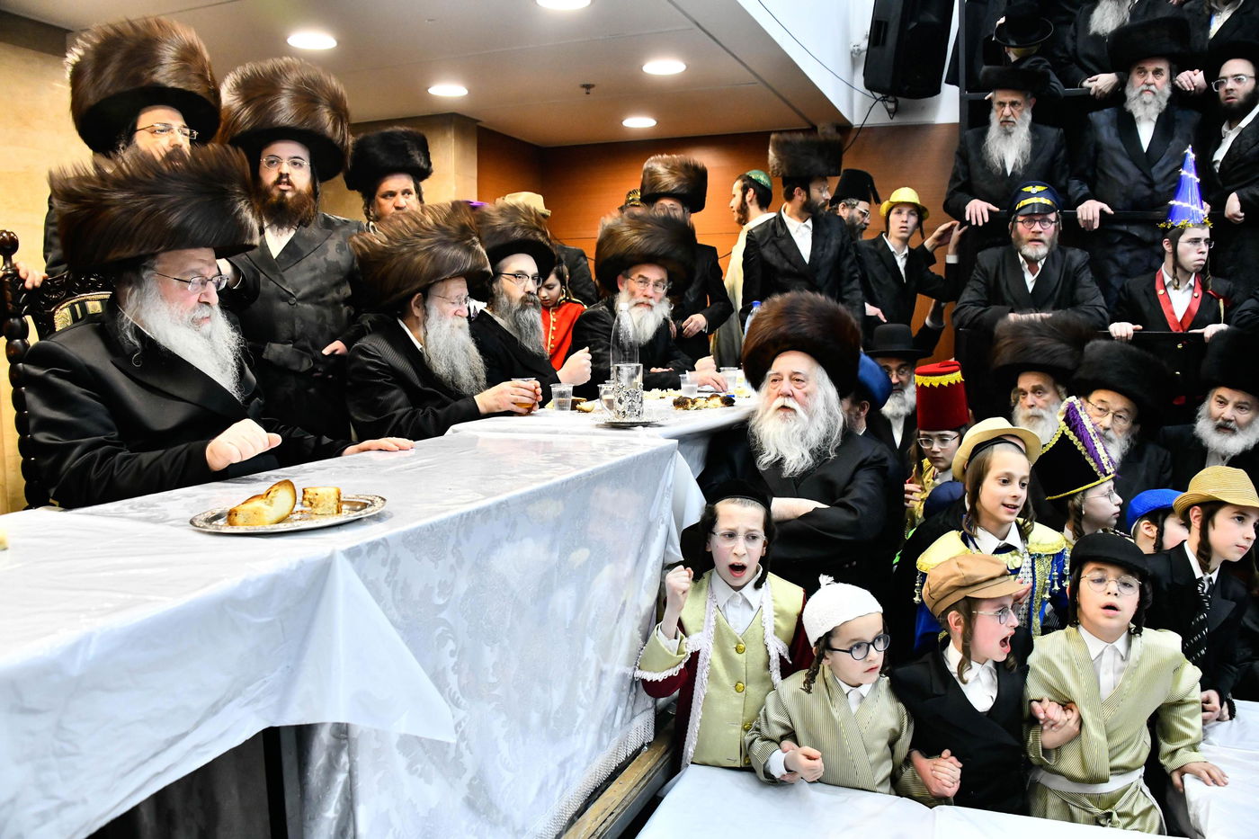 פורים בחצה"ק נדבורנה