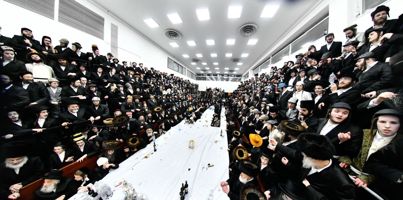 פורים בחצה"ק נדבורנה