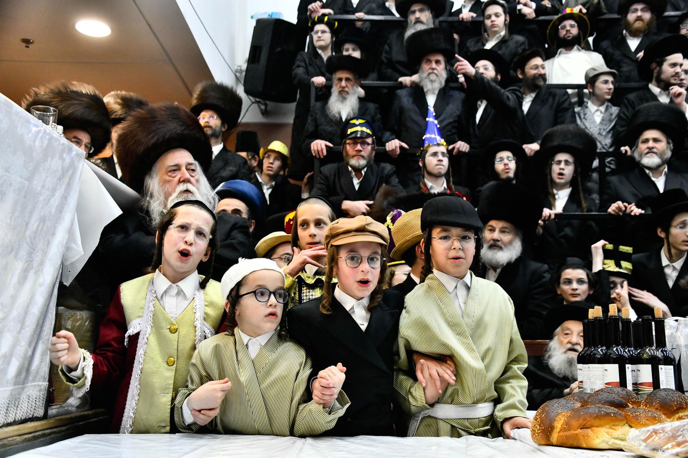 פורים בחצה"ק נדבורנה