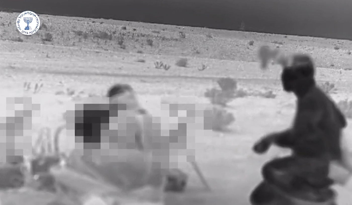 מהתיעוד החריג שפרסם המוסד בתחילת מבצע עם כלביא