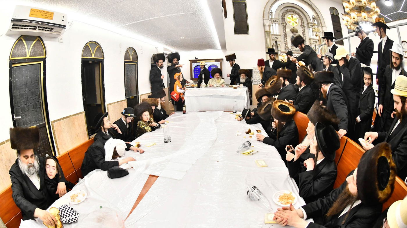 פורים בחצה"ק דעעש