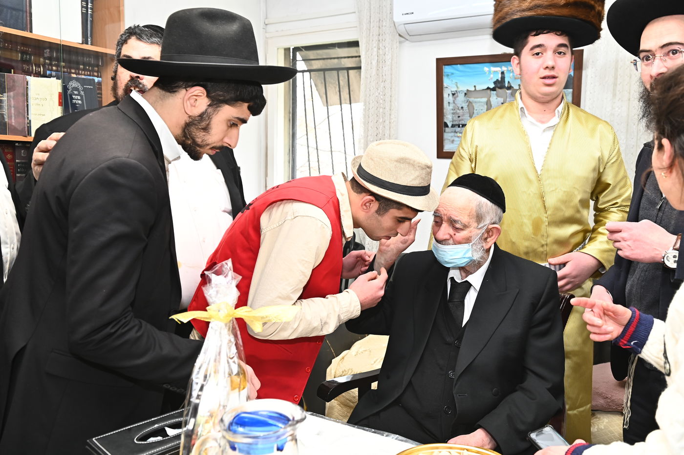 הגאון רבי יצחק כהן בפורים