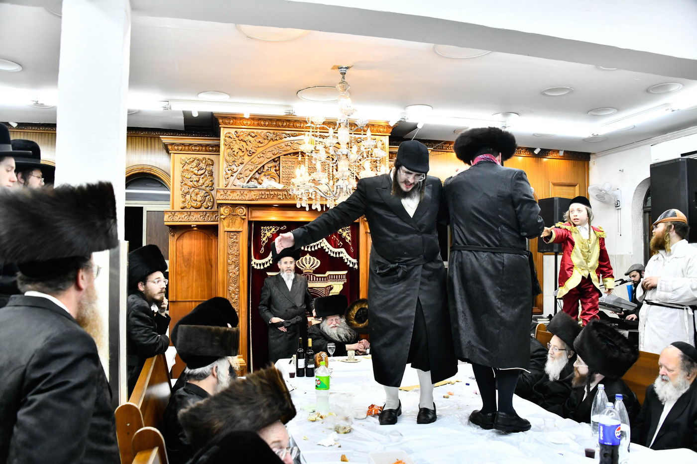 פורים בחצה"ק קוזמיר