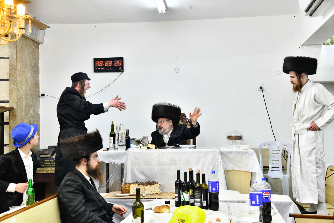 פורים בחצה"ק אנטניא