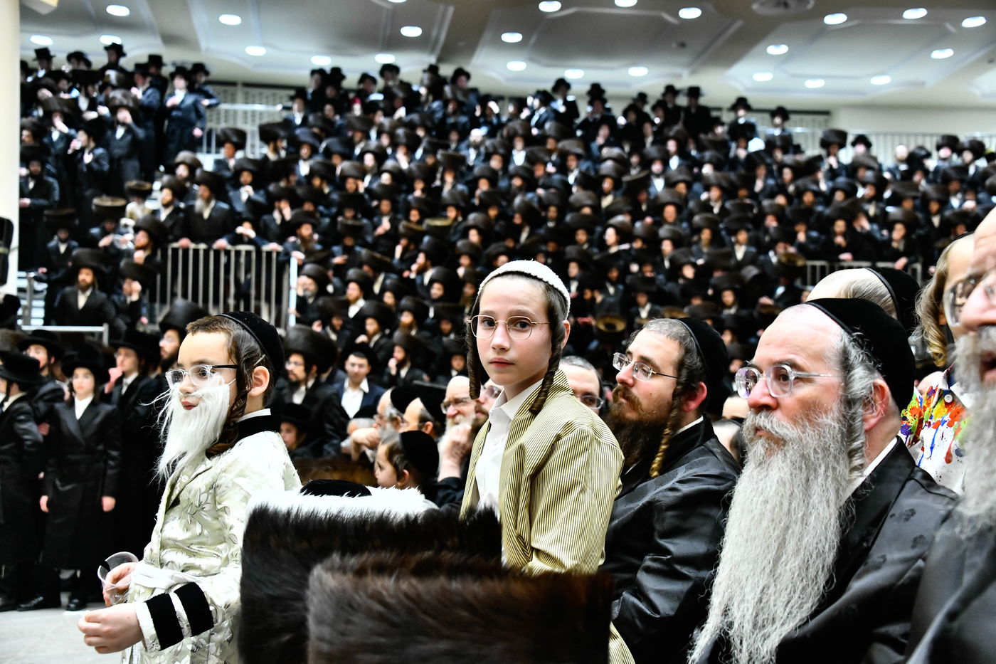 פורים בחצה"ק ויז'ניץ