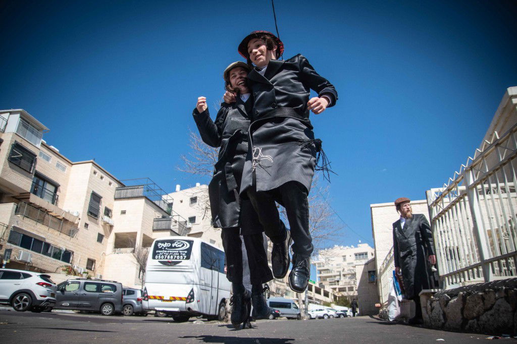 אווירת חג הפורים בביתר עילית