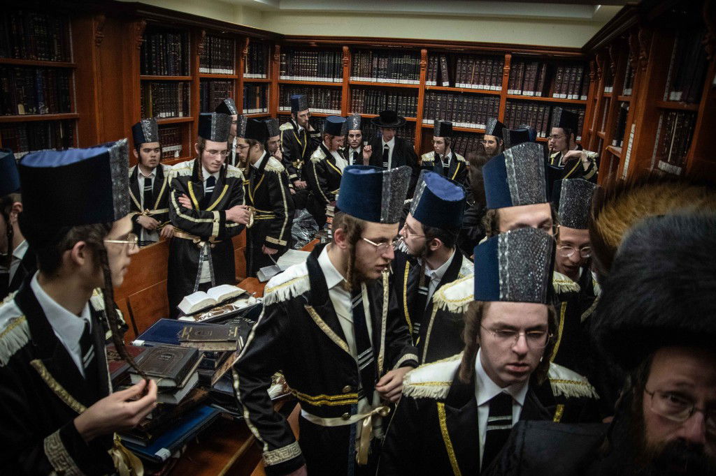 אווירת חג הפורים בביתר עילית