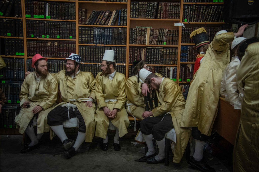 אווירת חג הפורים בביתר עילית