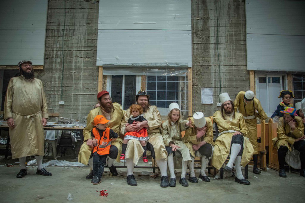 אווירת חג הפורים בביתר עילית