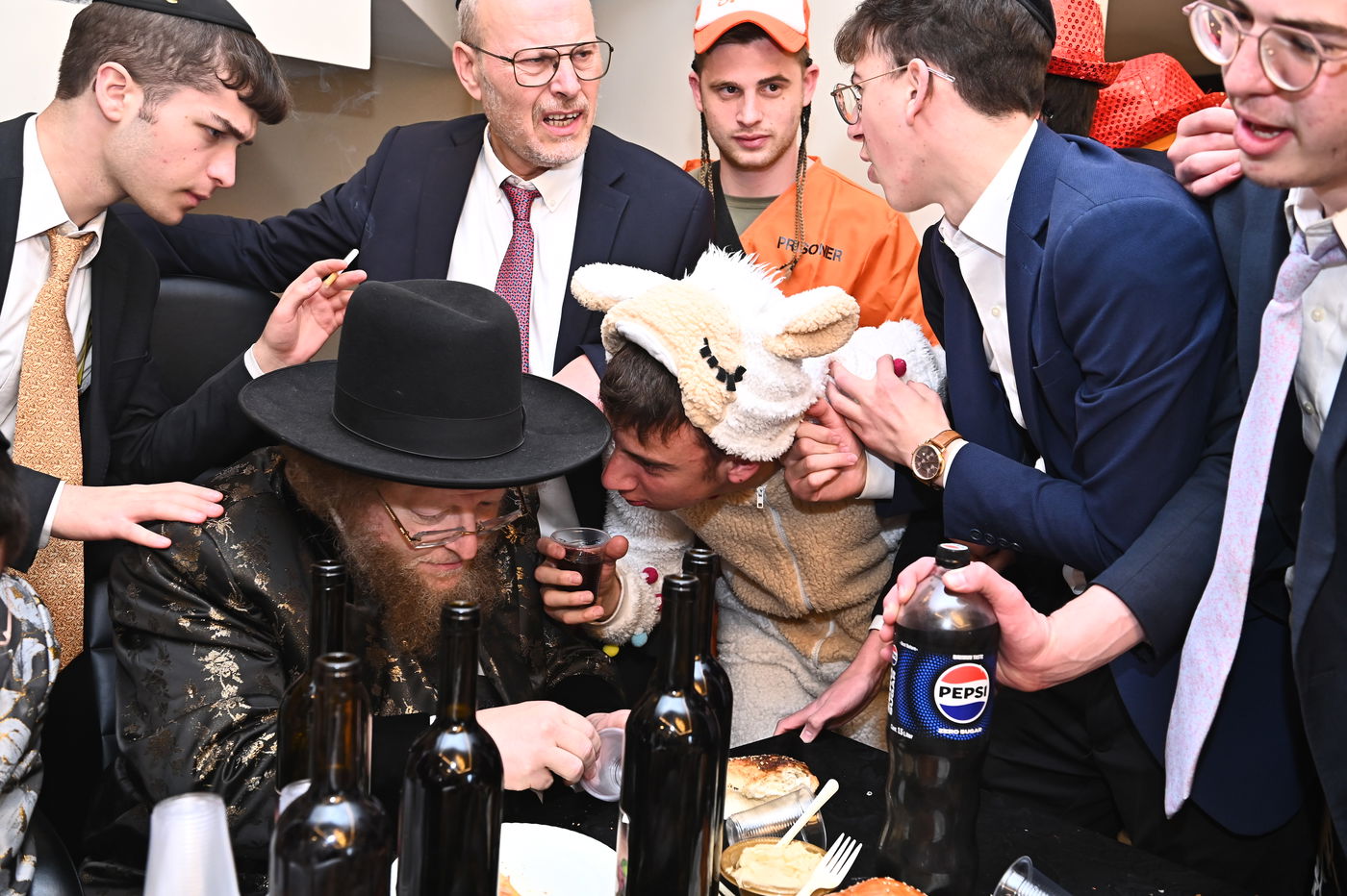 הגאון רבי שלום בער סורוצקין בפורים