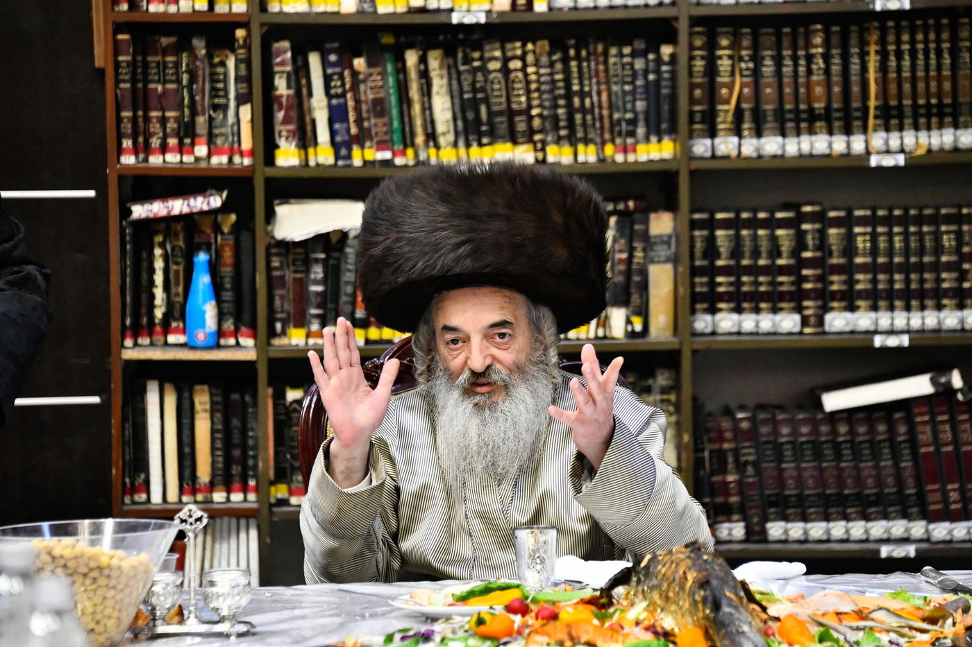 פורים בחצה"ק לעלוב