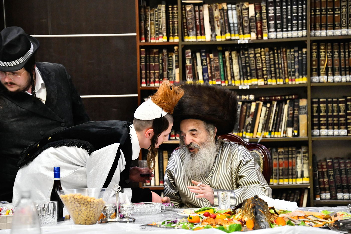 פורים בחצה"ק לעלוב