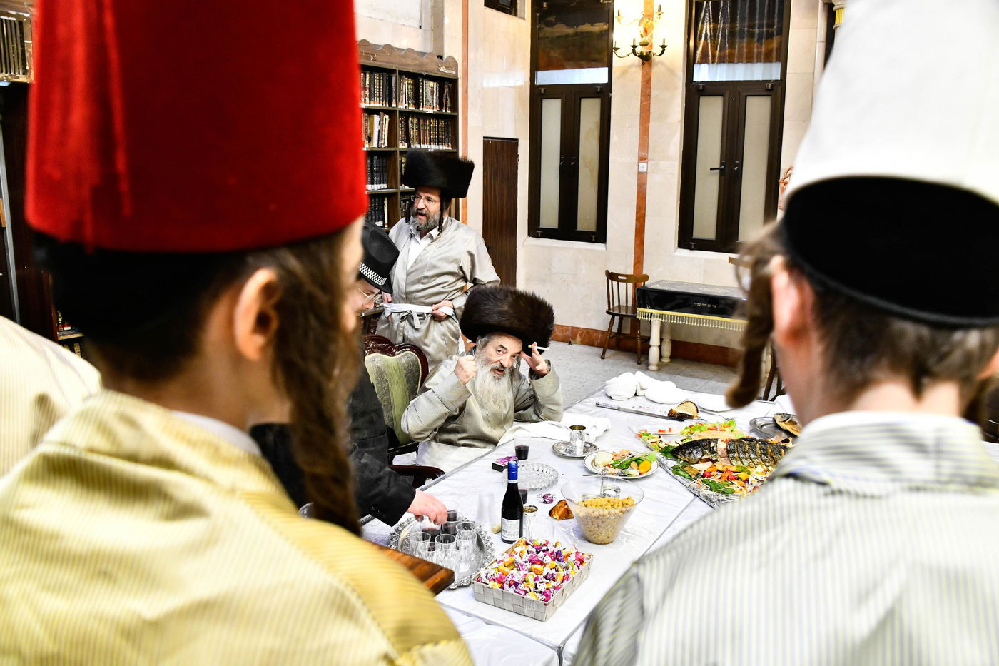 פורים בחצה"ק לעלוב