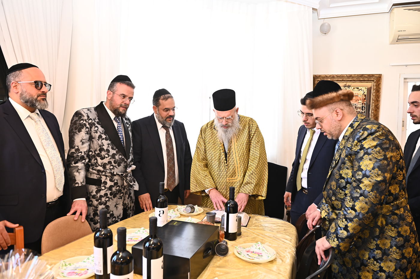 הגר"נ זכריהו בפורים