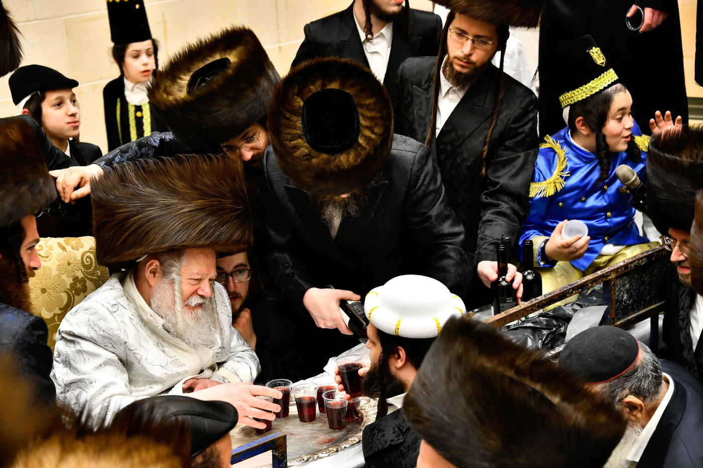 פורים בחצה"ק פרמישלאן