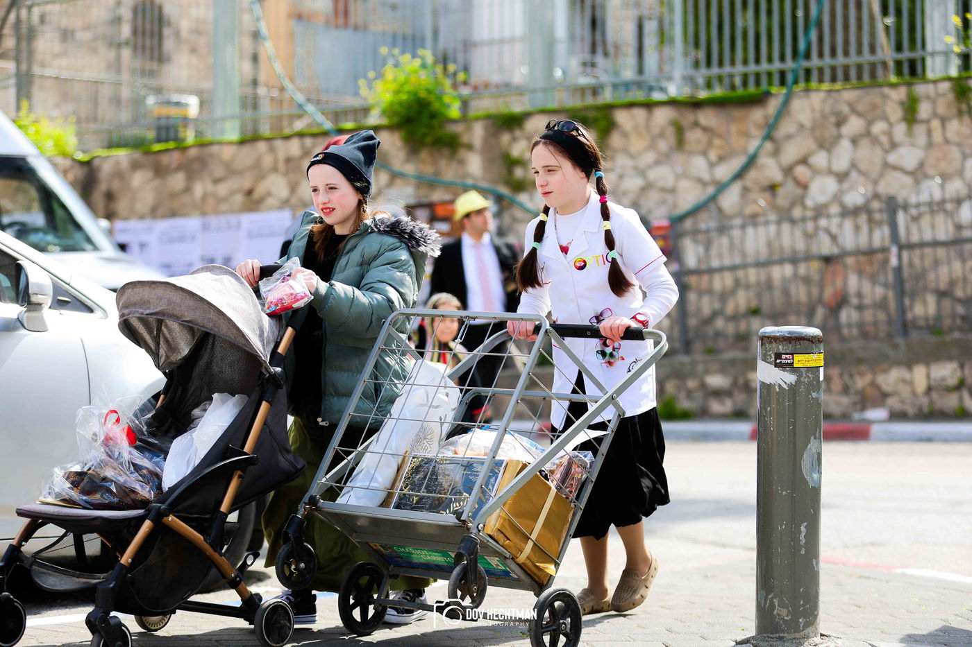 אווירת חג הפורים בירושלים